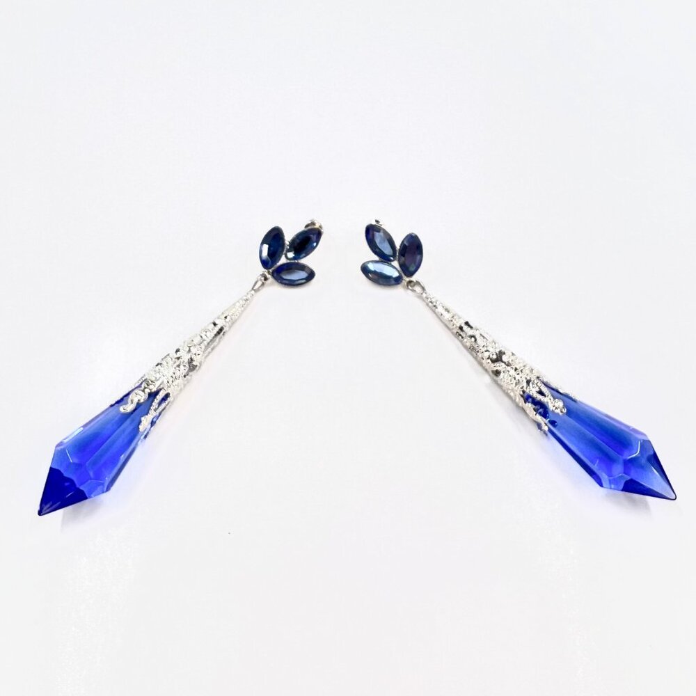 NWT – Charming Charlie – Blue Jeweled Drop Glass Dangle Silver Tone 3.5” Earring - Picture 5 of 9